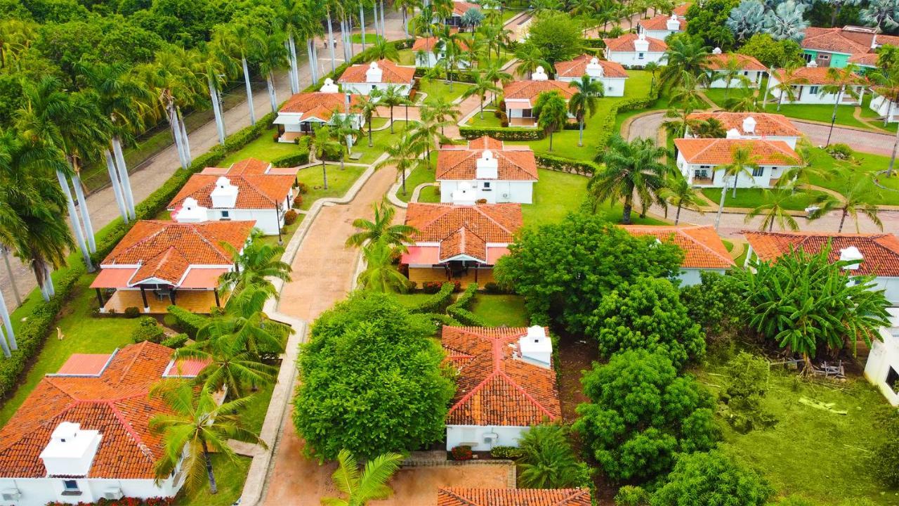 Las Veraneras Villas & Resort Acajutla Exteriér fotografie