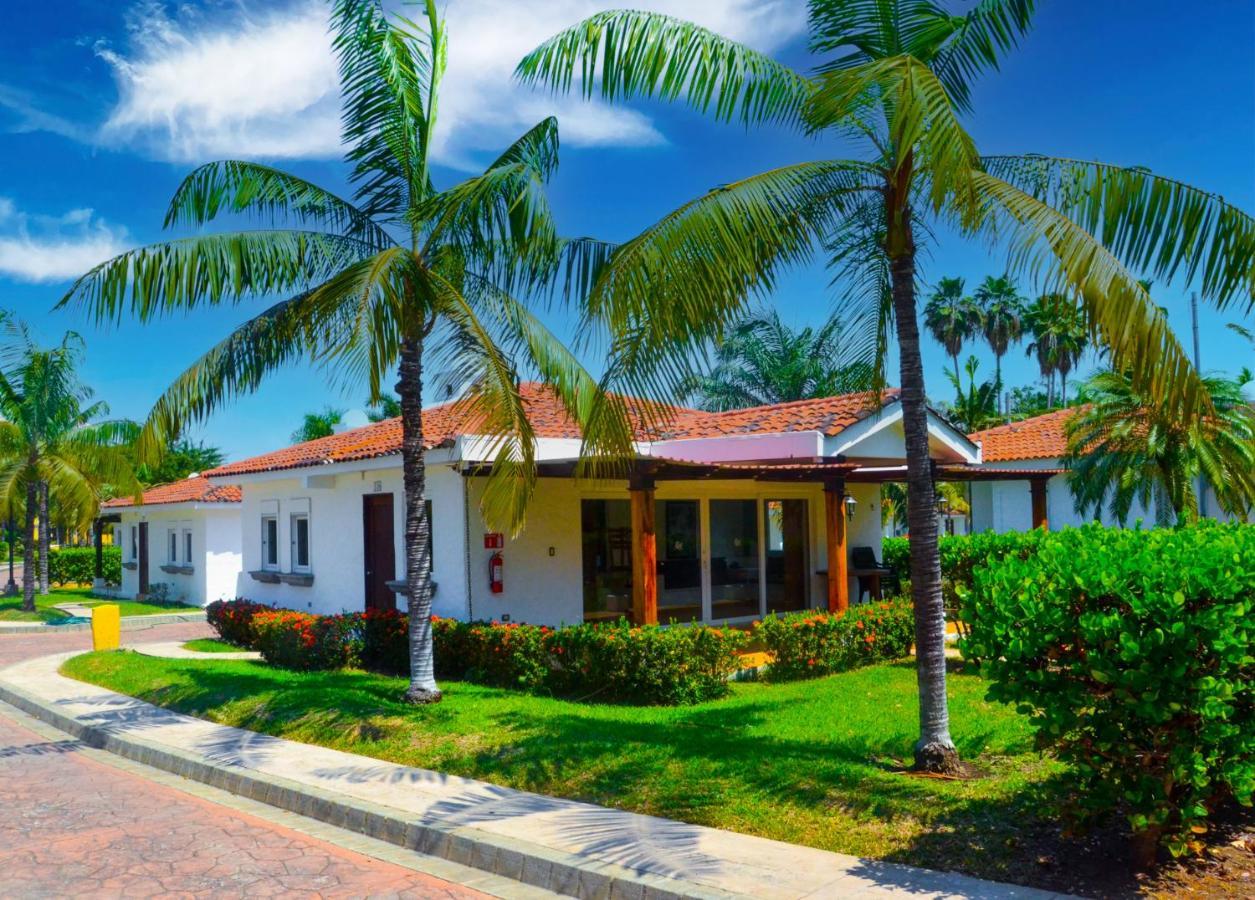 Las Veraneras Villas & Resort Acajutla Exteriér fotografie